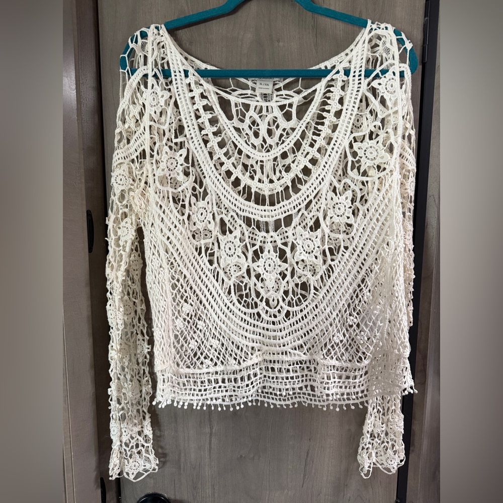 Ariat lace top size XL/XXL in good used condition